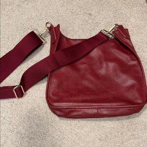 Chic Maroon Shoulder Bag